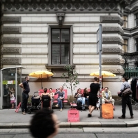 http://www.x04x.com/files/gimgs/th-114_x04x_2019_0031_Fur_TrailerParkBank_VIE_Foto_03_1600.jpg